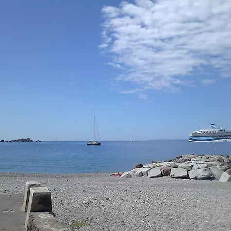 Studio Saint Raphael Port Santa Lucia *