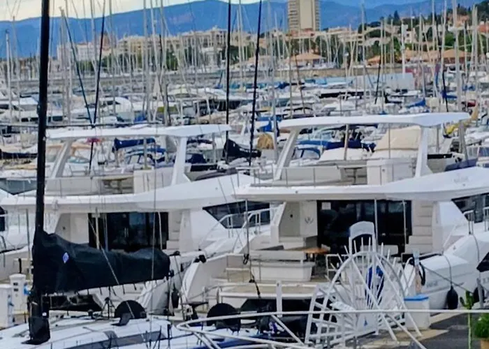 아파트 Port Santa Lucia Saint-Raphaël